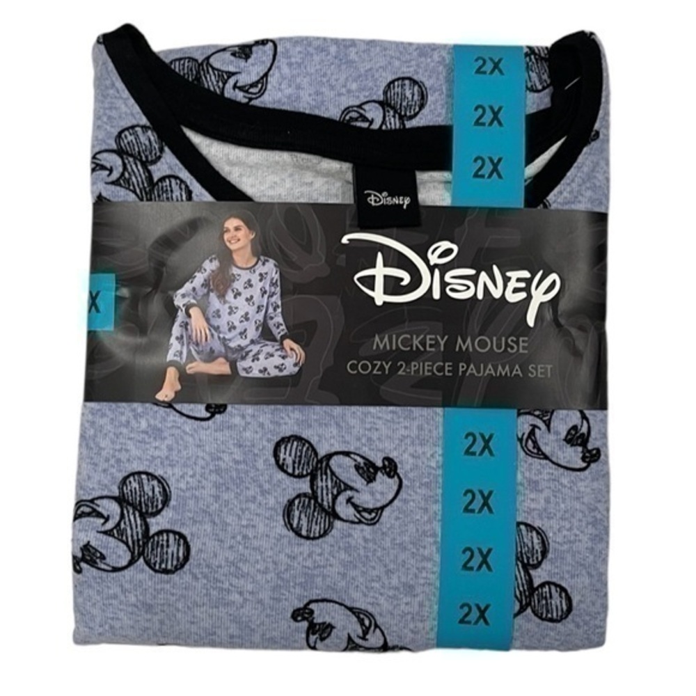 Character Mickey ©Disney Two-Piece Lounge Set - Color - Picture 1 of 4